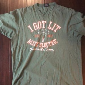 Vintage I got a lit tee